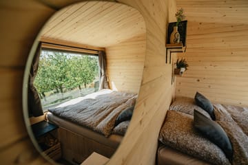 Maringotka klidně ve vinici — fotografie 8